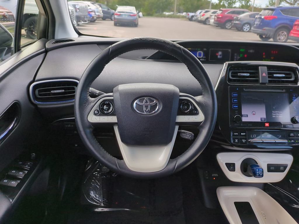 Thumbnail: 2017 Toyota Prius - 9