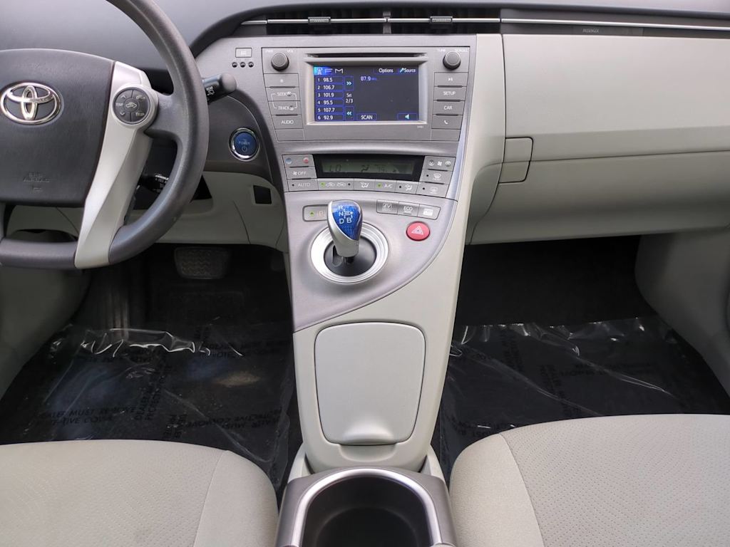 Thumbnail: 2012 Toyota Prius - 13