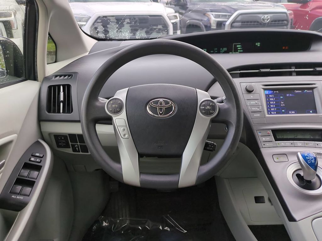 Thumbnail: 2012 Toyota Prius - 9