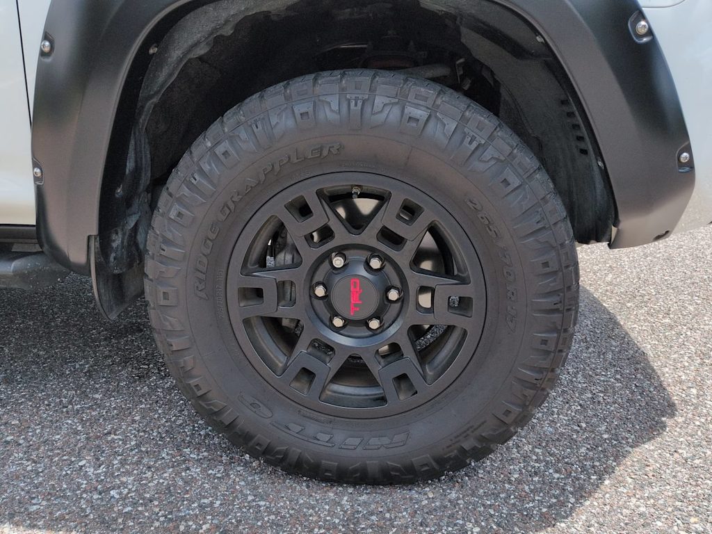 Thumbnail: 2018 Toyota 4Runner - 7