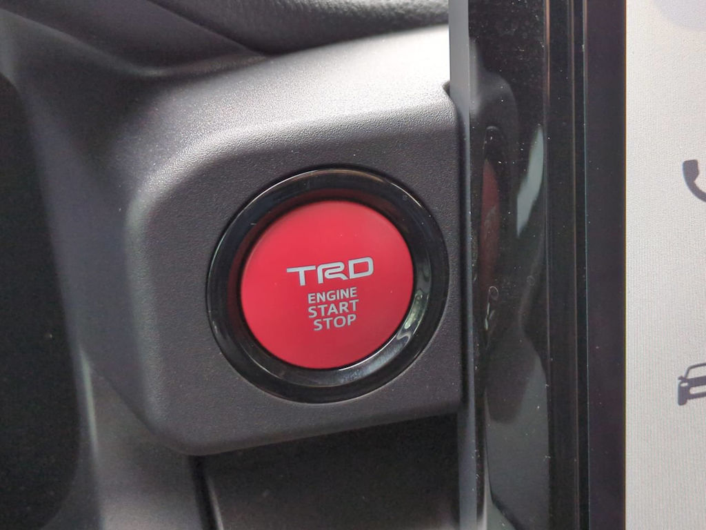 Thumbnail: 2025 Toyota 4Runner - 27