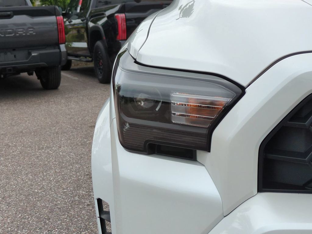 Thumbnail: 2025 Toyota 4Runner - 18