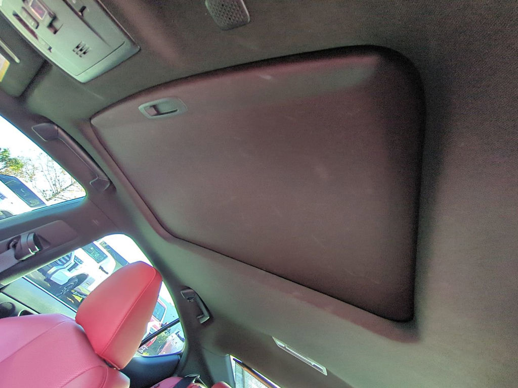 Thumbnail: 2023 Lexus IS - 21