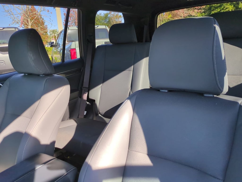 Thumbnail: 2023 Lexus GX - 10