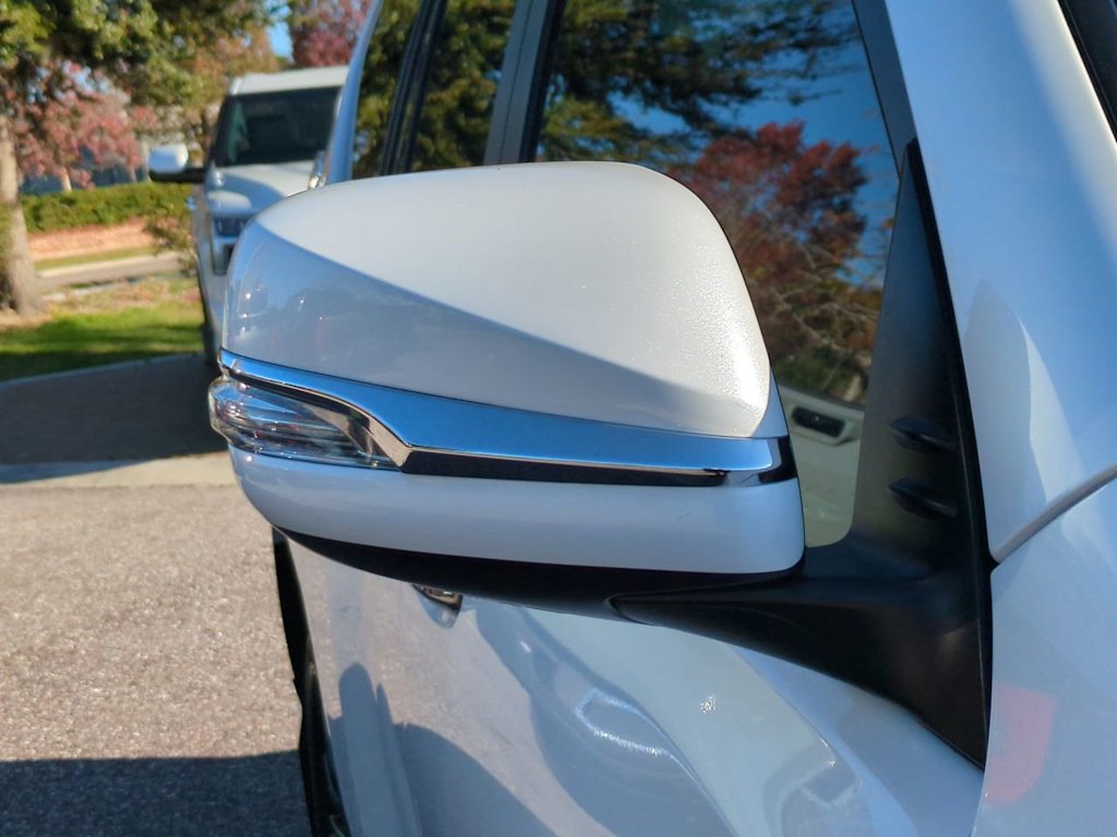 Thumbnail: 2023 Lexus GX - 20