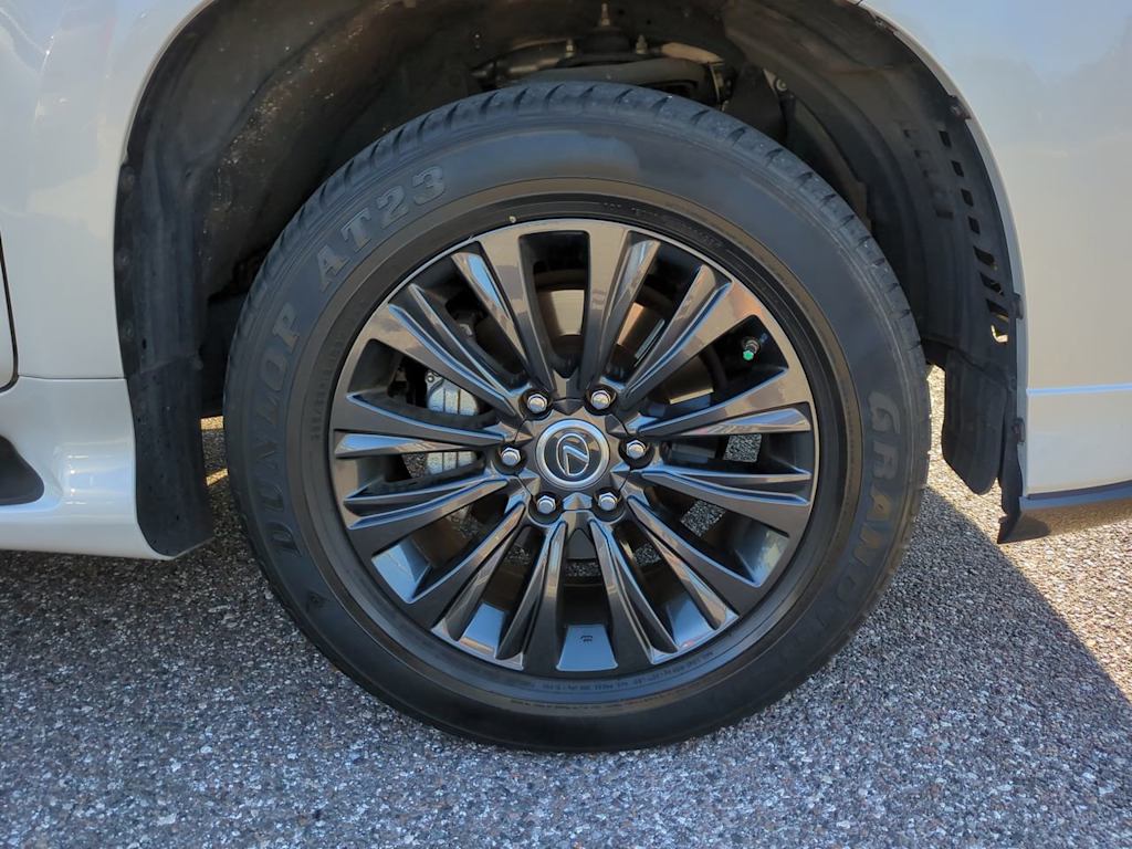 Thumbnail: 2023 Lexus GX - 7