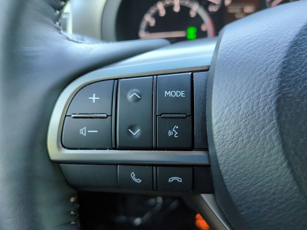 Thumbnail: 2023 Lexus GX - 28