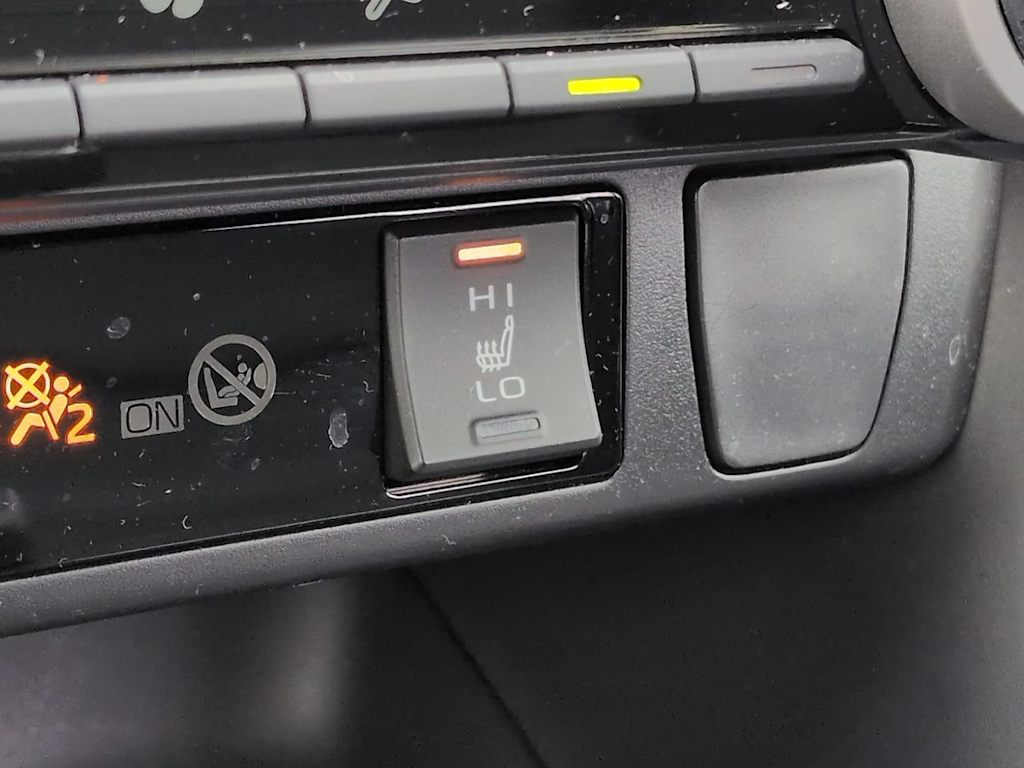 Thumbnail: 2024 Toyota RAV4 - 23