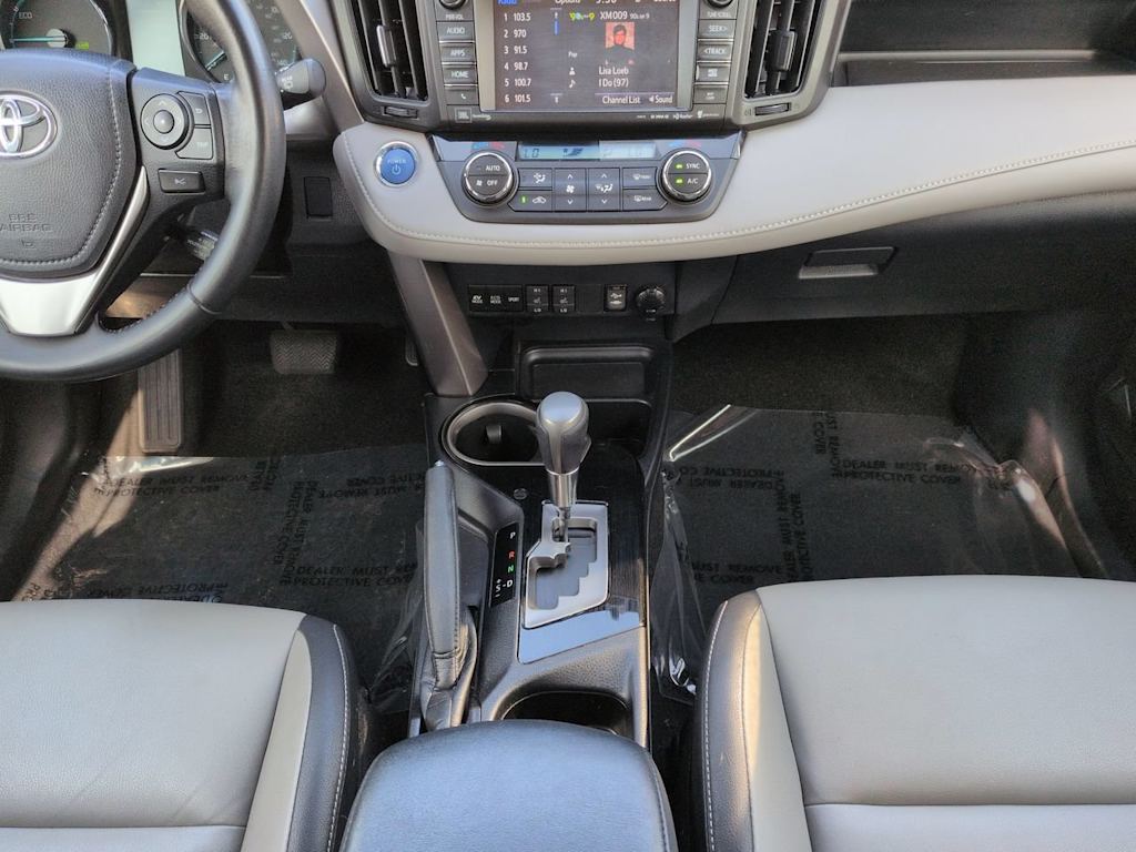 Thumbnail: 2018 Toyota RAV4 - 12