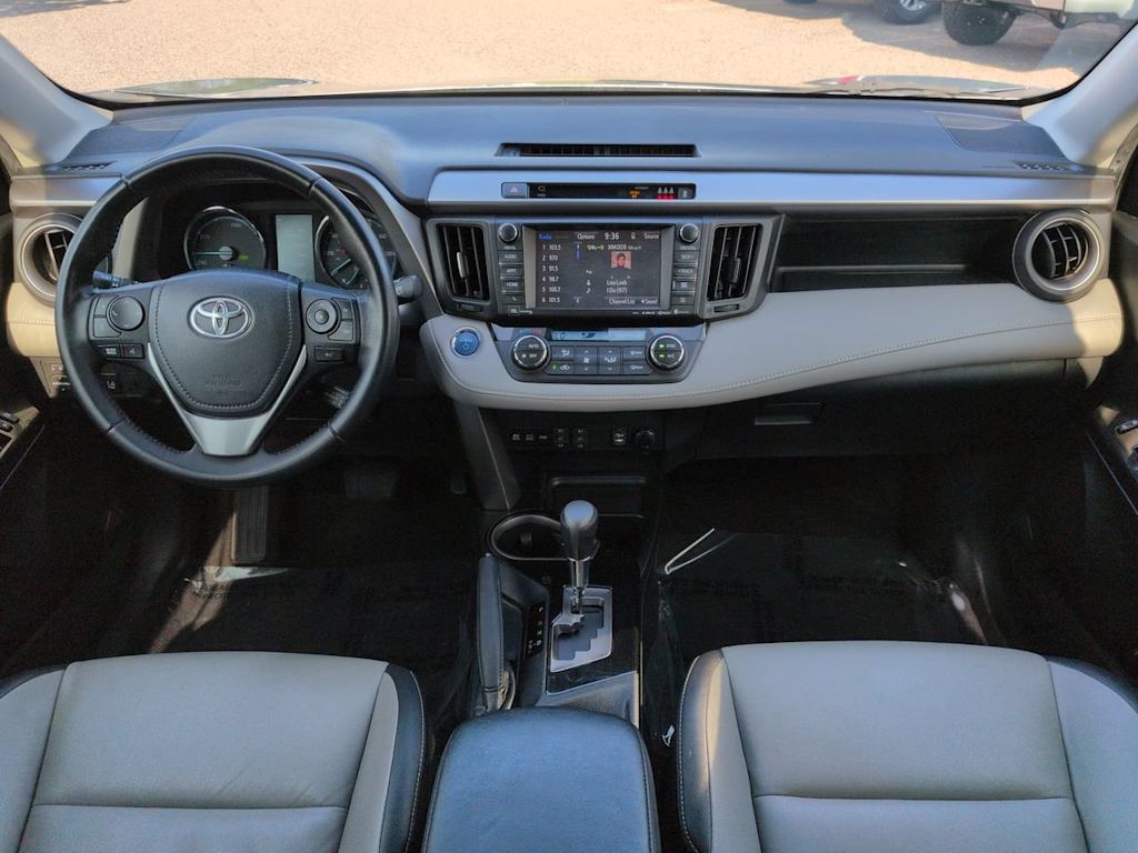 Thumbnail: 2018 Toyota RAV4 - 2