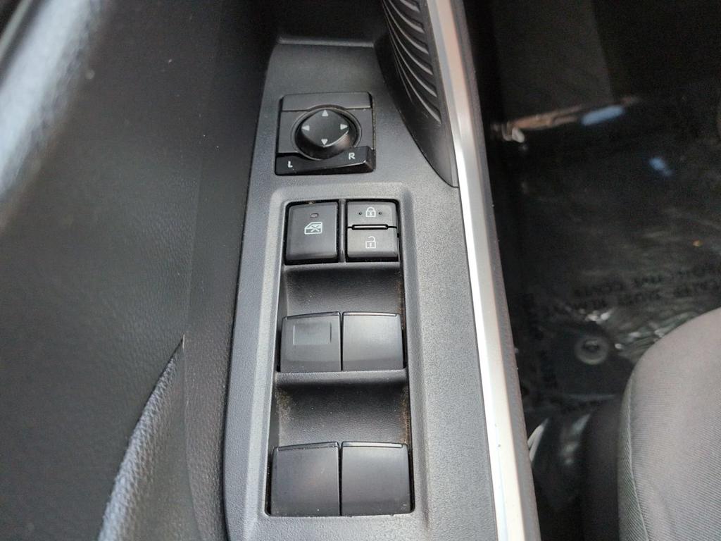 Thumbnail: 2019 Toyota RAV4 - 14