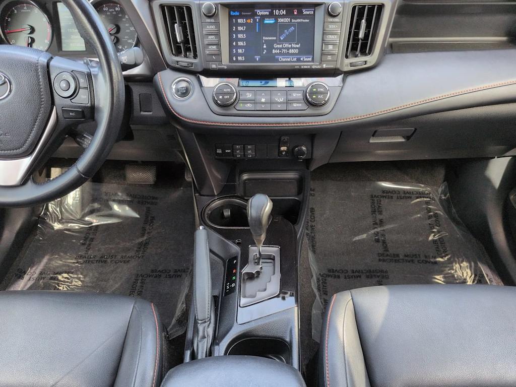 Thumbnail: 2018 Toyota RAV4 - 13
