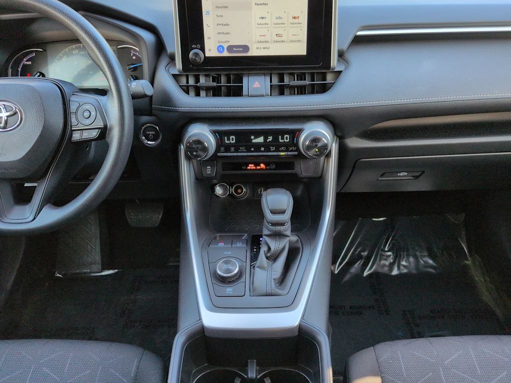Thumbnail: 2025 Toyota RAV4 - 12