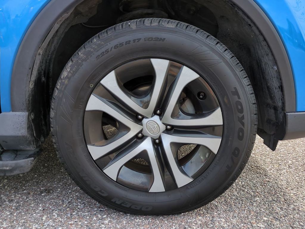 Thumbnail: 2018 Toyota RAV4 - 7