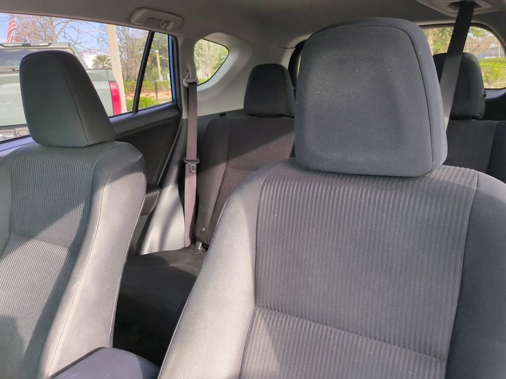 Thumbnail: 2018 Toyota RAV4 - 10