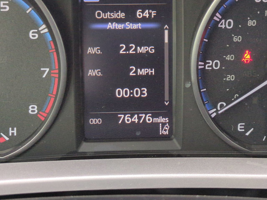 Thumbnail: 2018 Toyota RAV4 - 14