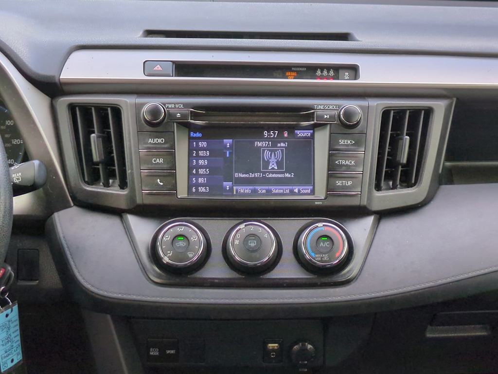 Thumbnail: 2018 Toyota RAV4 - 13