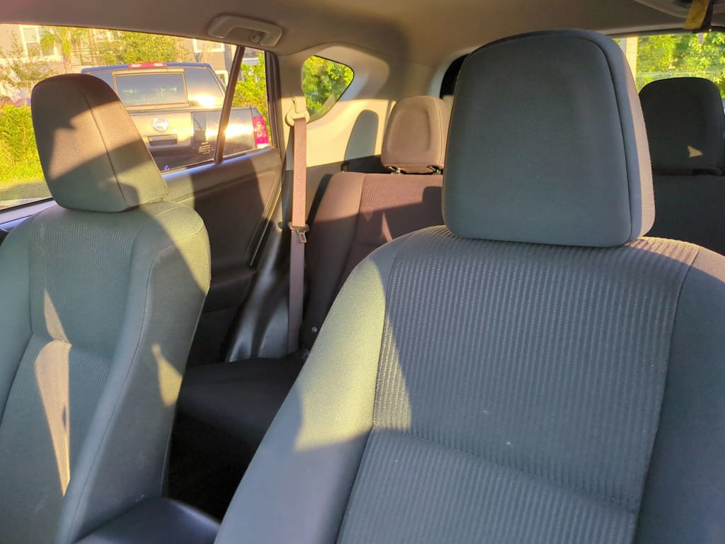 Thumbnail: 2016 Toyota RAV4 - 11