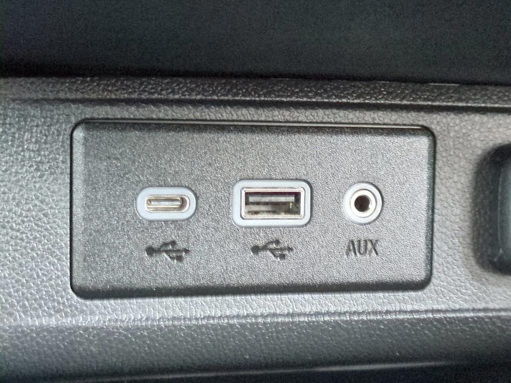 Thumbnail: 2023 Buick Encore GX - 22