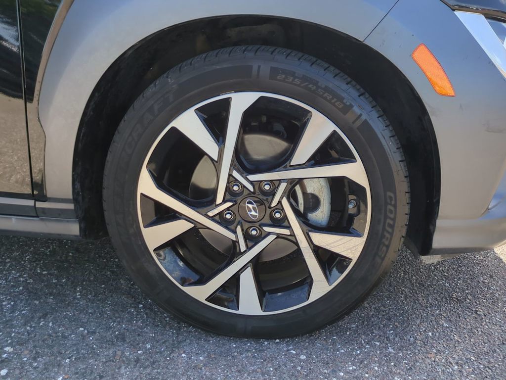 Thumbnail: 2023 Hyundai Kona - 8