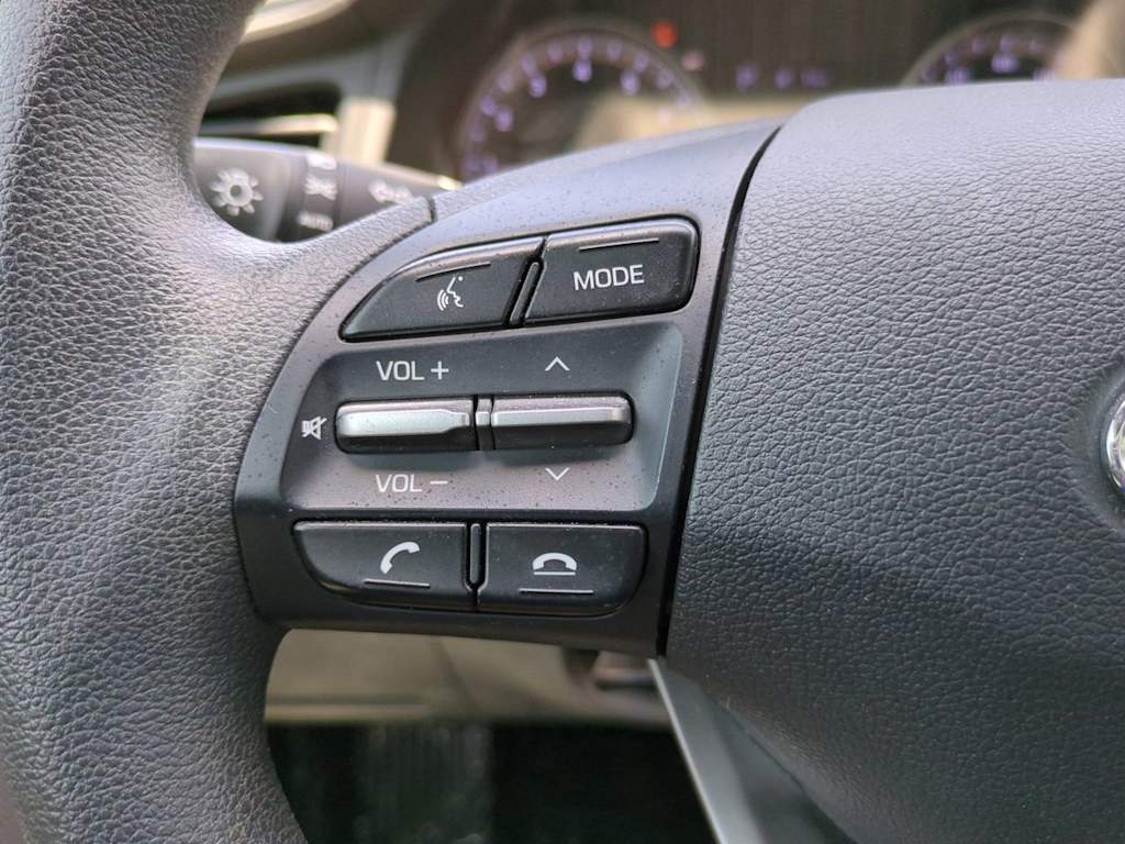 2020 Hyundai Elantra SEL 23