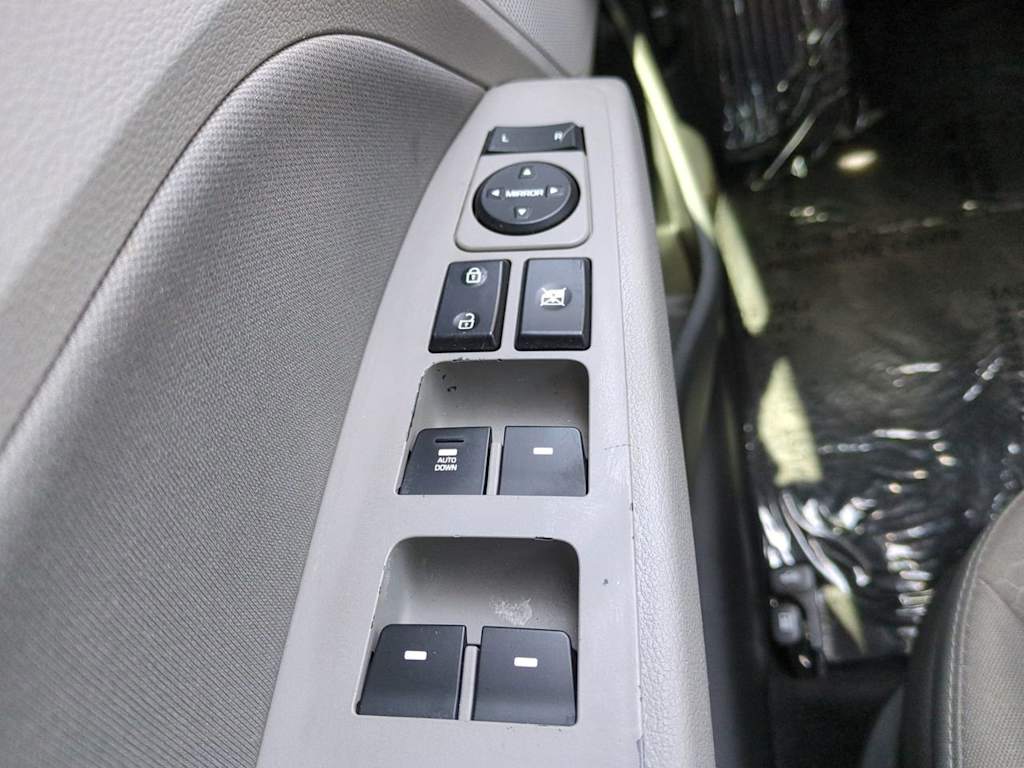 2020 Hyundai Elantra SEL 22