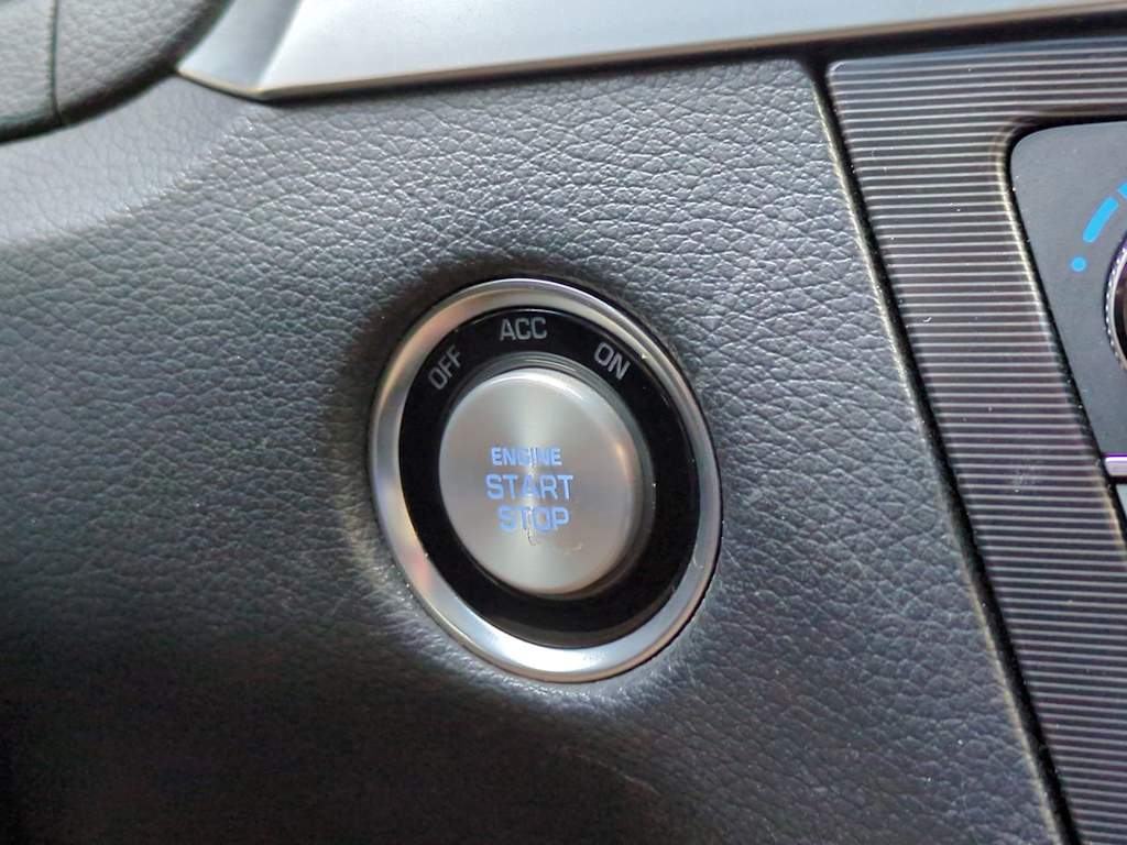 Thumbnail: 2018 Genesis G80 - 27