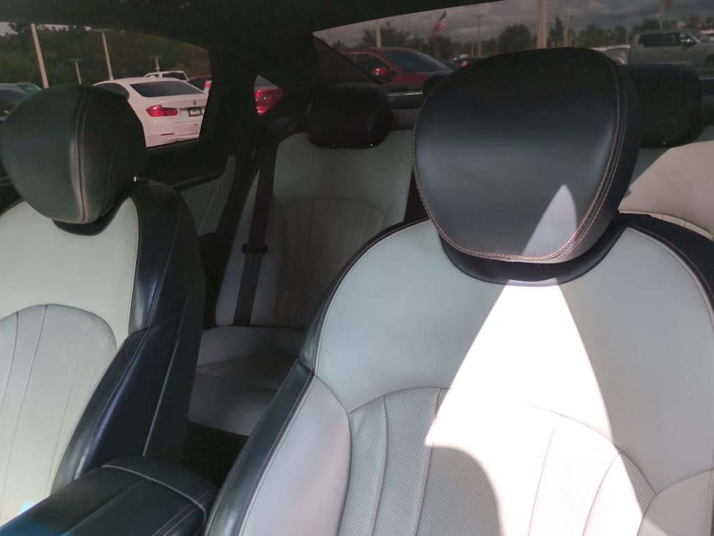 Thumbnail: 2018 Genesis G80 - 9