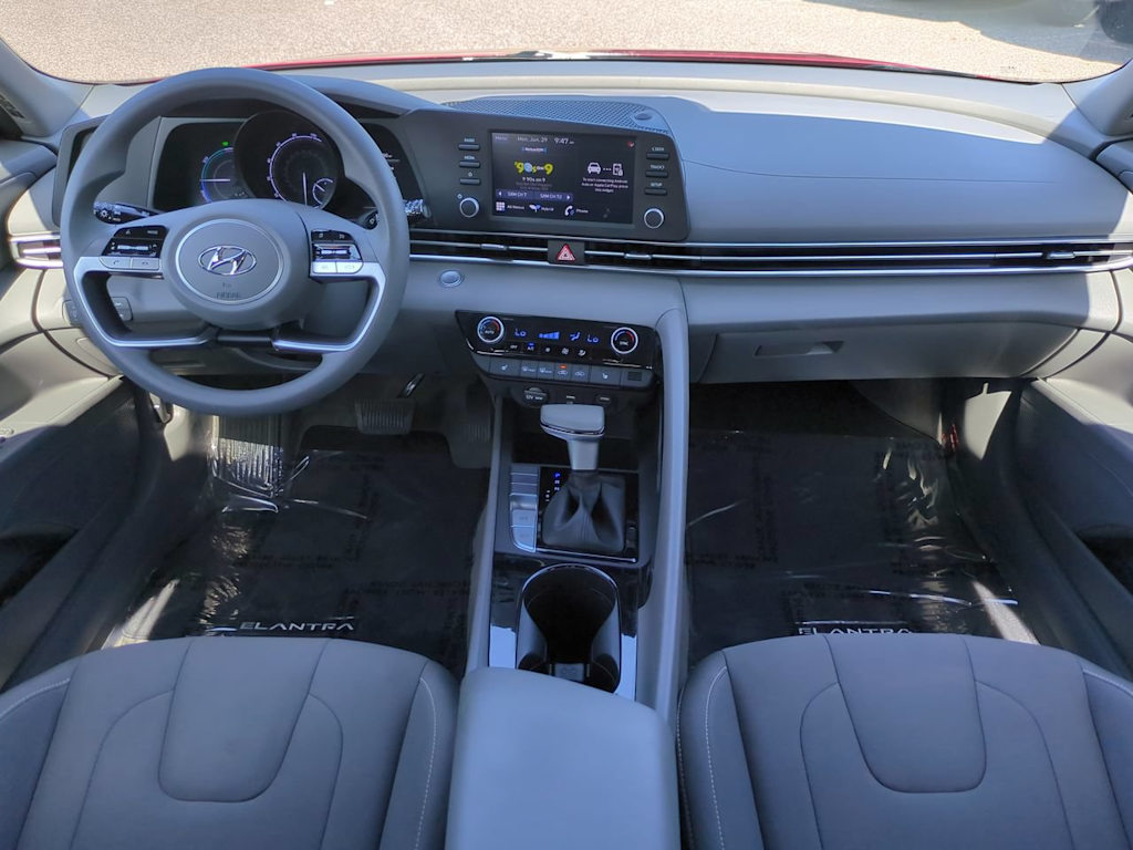 Thumbnail: 2022 Hyundai Elantra - 2