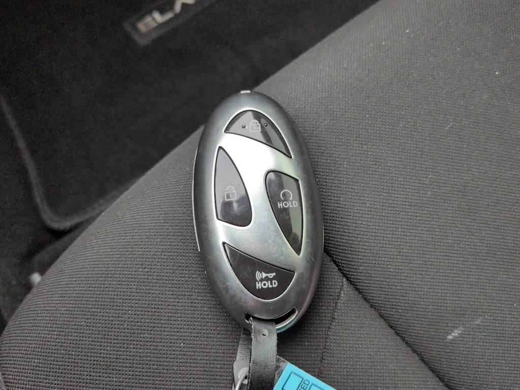 Thumbnail: 2024 Hyundai Elantra - 14