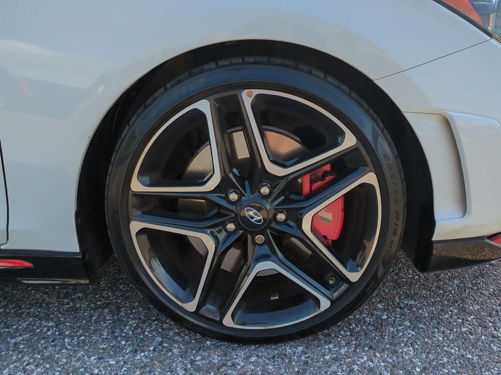 Thumbnail: 2022 Hyundai Veloster - 7