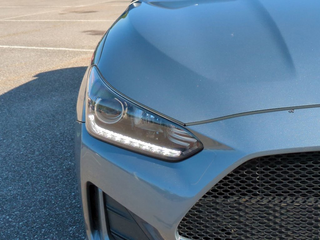 Thumbnail: 2020 Hyundai Veloster - 18