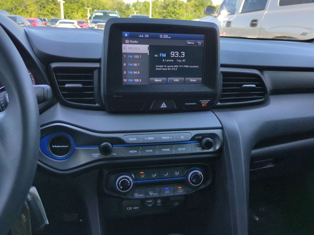 Thumbnail: 2020 Hyundai Veloster - 11