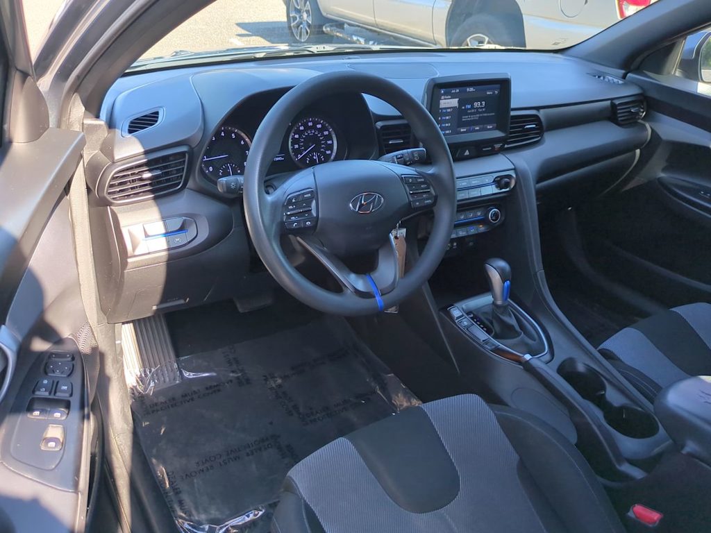 Thumbnail: 2020 Hyundai Veloster - 2
