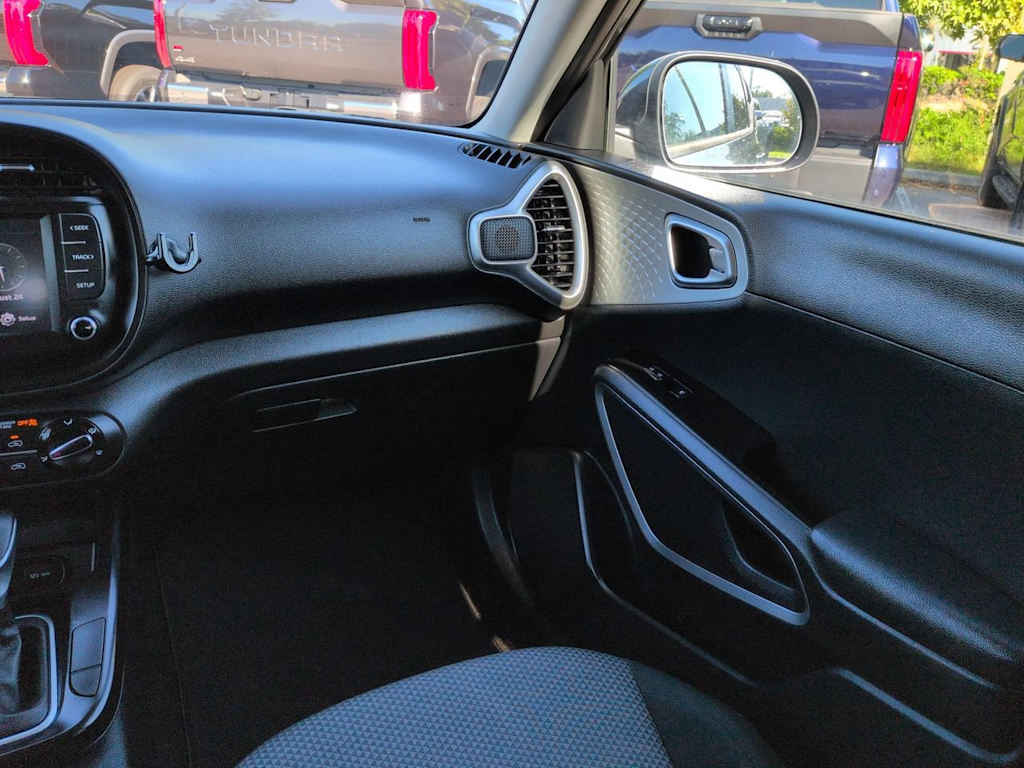 Thumbnail: 2022 Kia Soul - 12