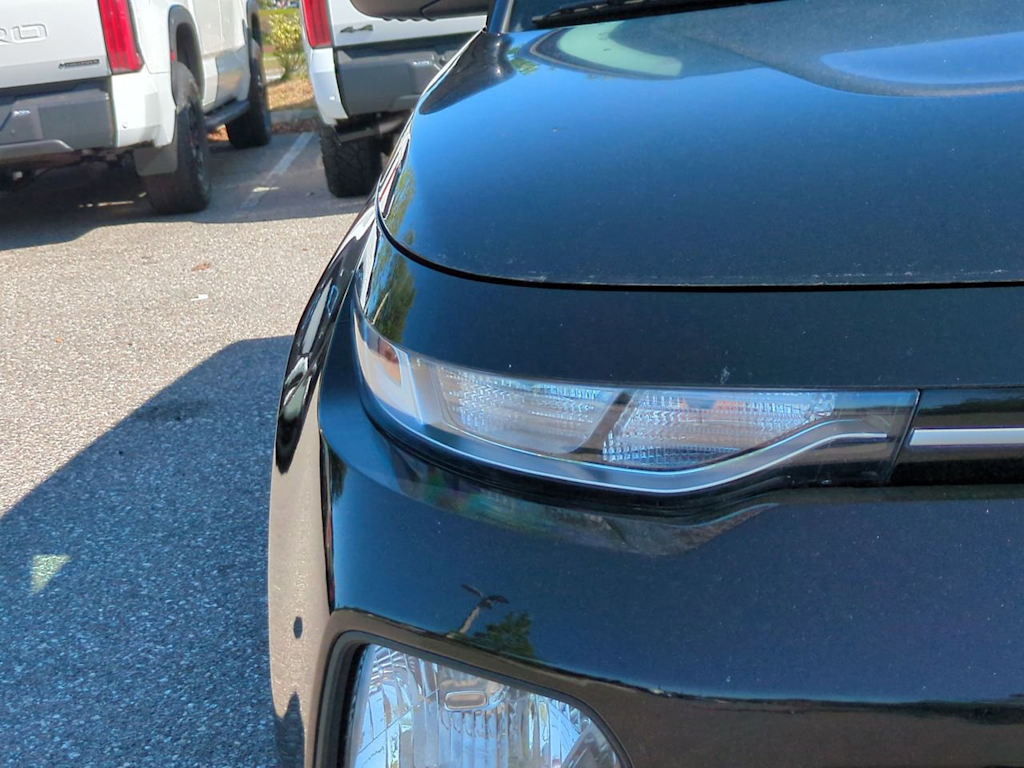 Thumbnail: 2020 Kia Soul - 16