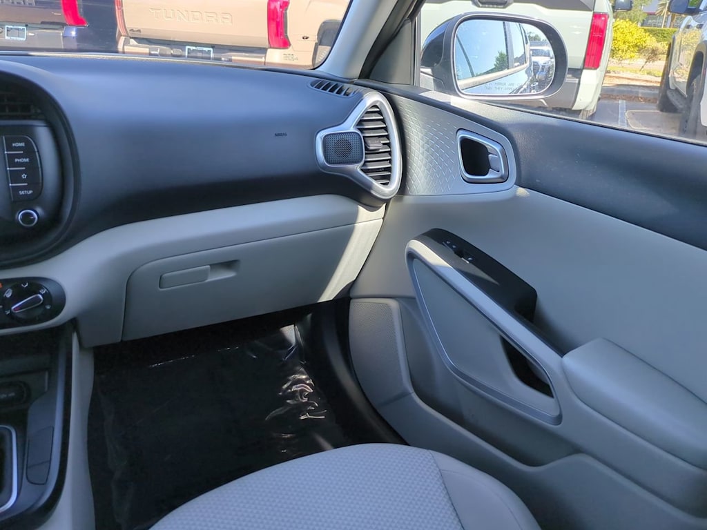 Thumbnail: 2020 Kia Soul - 18