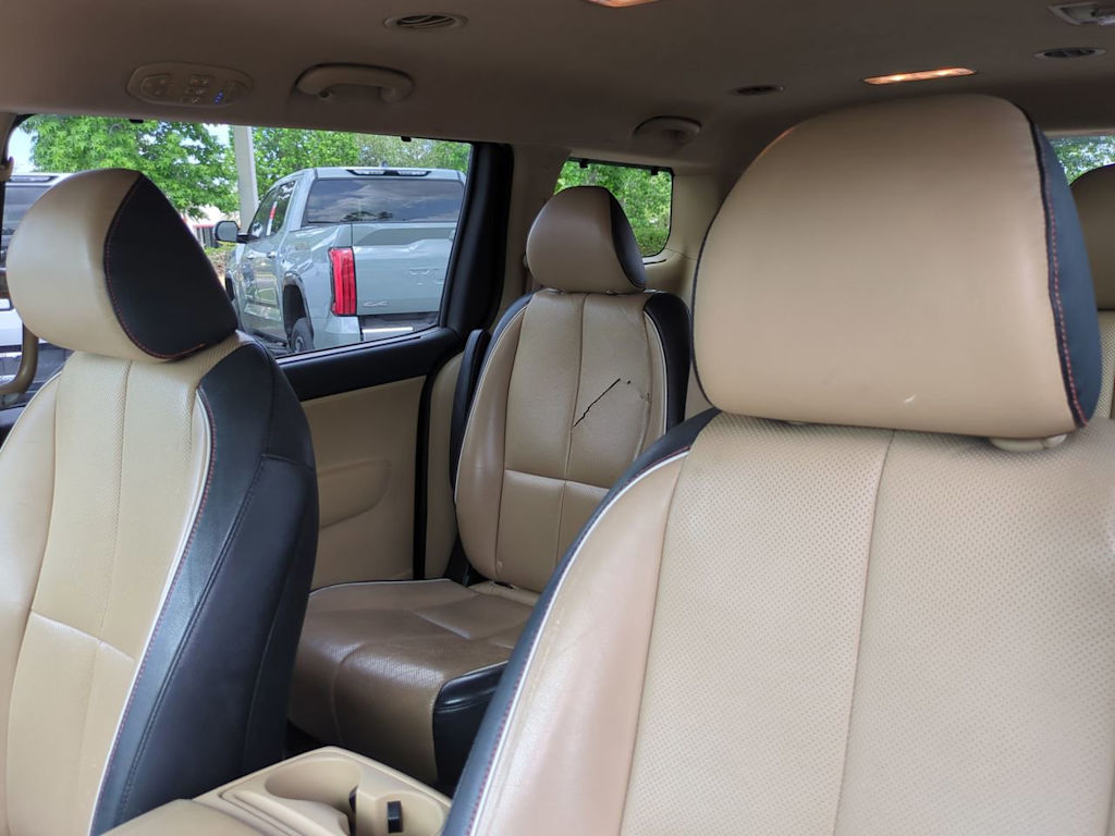 Thumbnail: 2017 Kia Sedona - 10