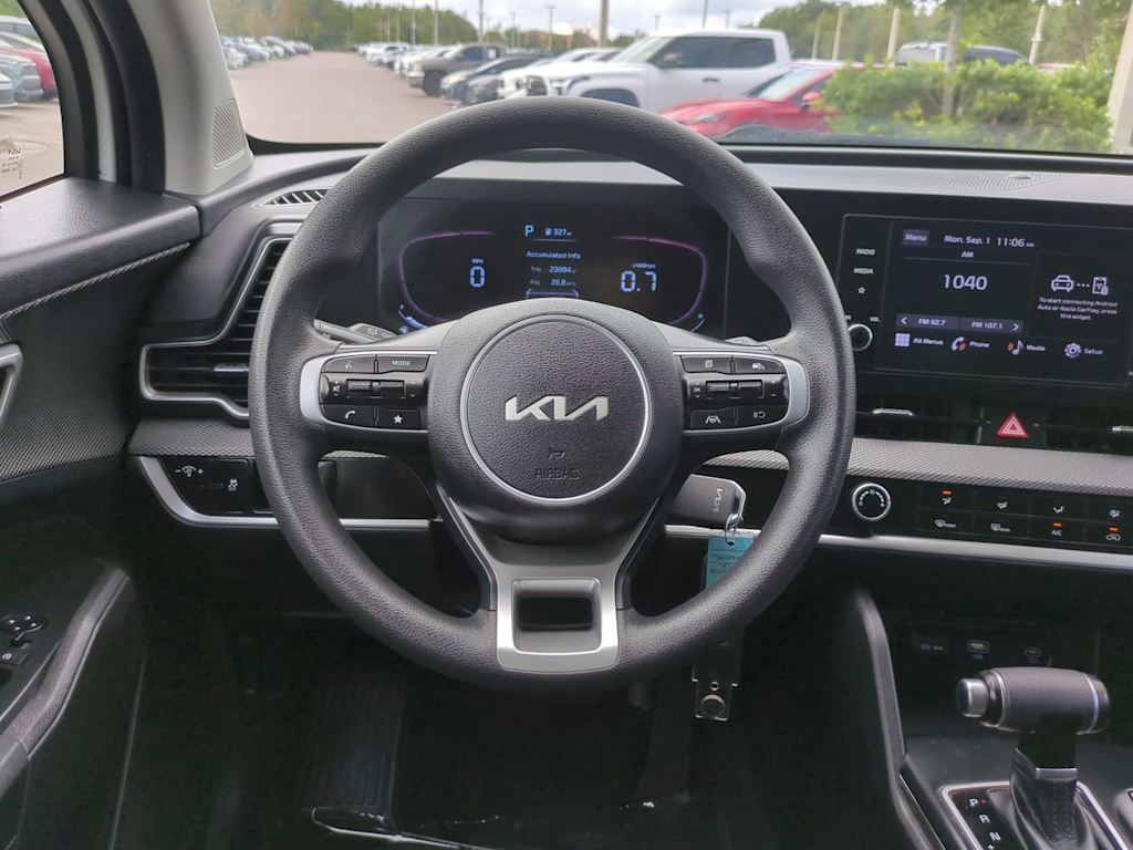 Thumbnail: 2023 Kia Sportage - 8