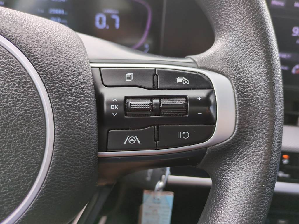 Thumbnail: 2023 Kia Sportage - 25