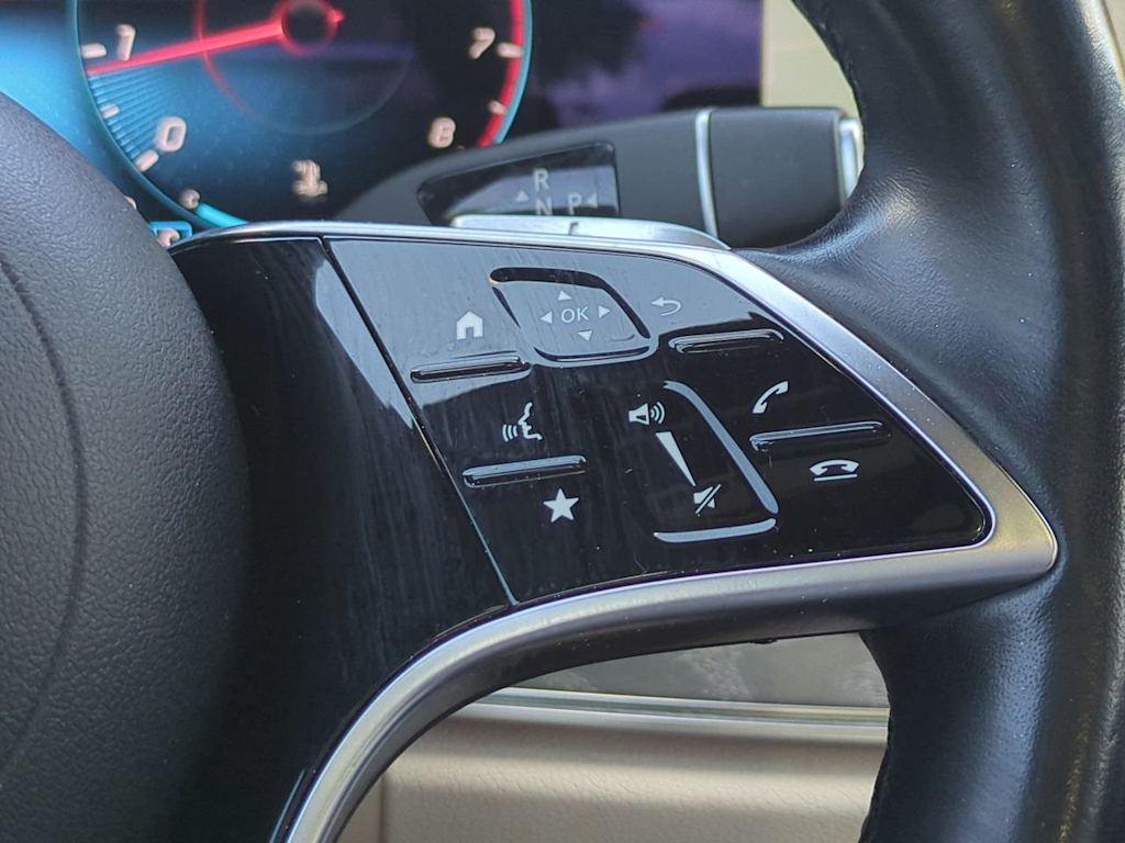 Thumbnail: 2021 Mercedes-Benz E-Class - 28