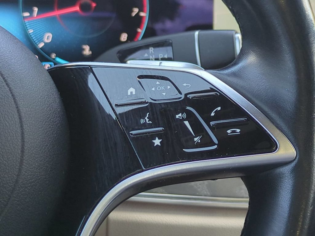 Thumbnail: 2021 Mercedes-Benz E-Class - 28