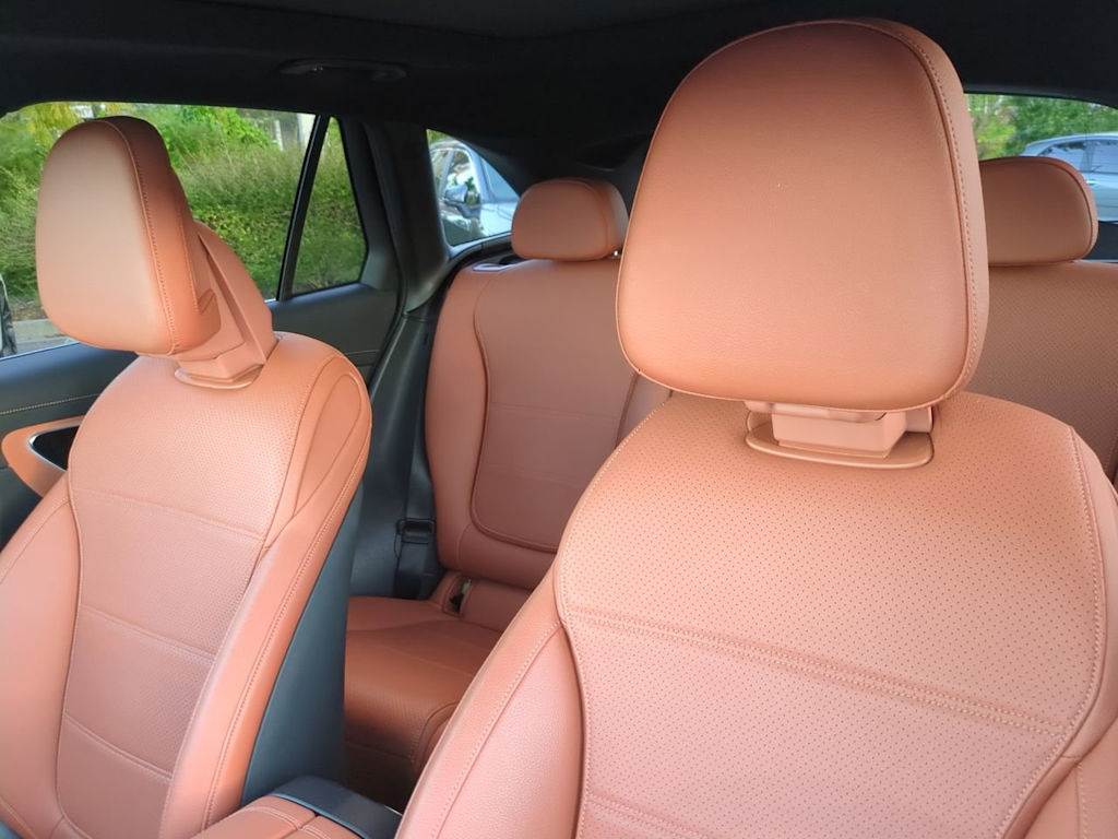 Thumbnail: 2023 Mercedes-Benz GLC - 10