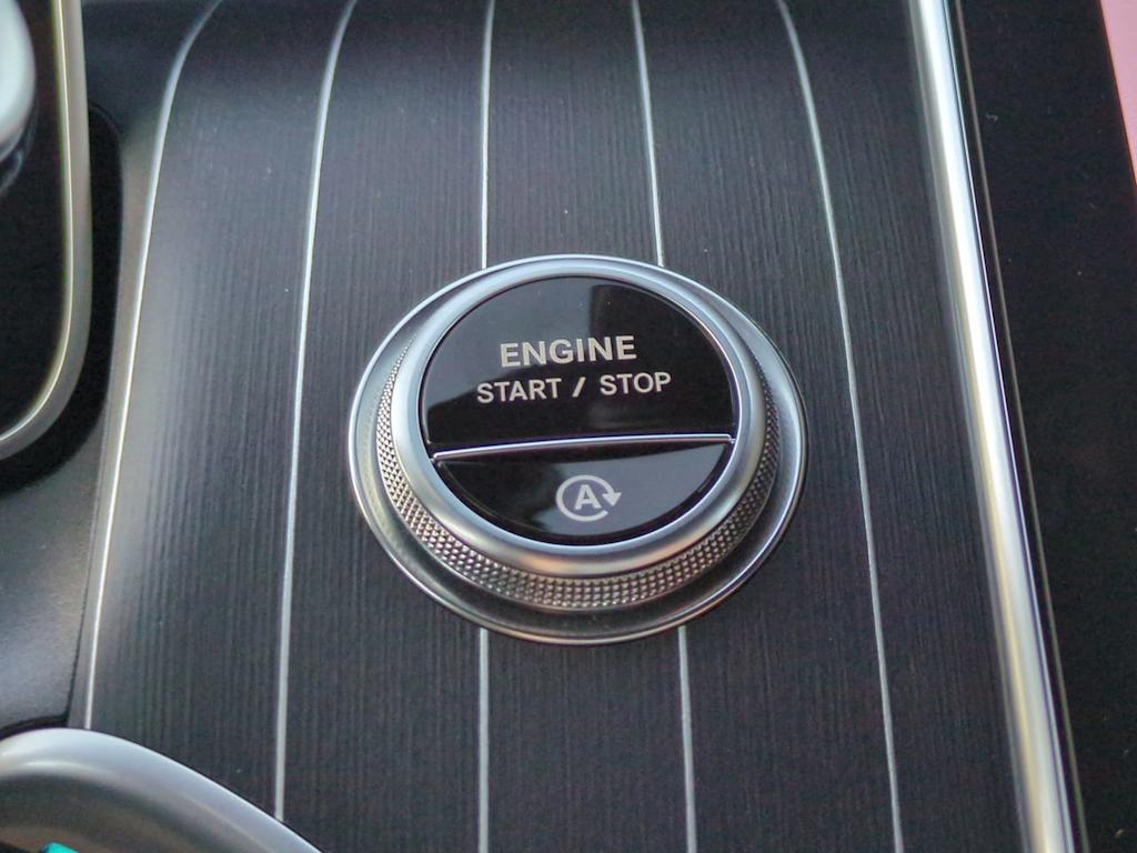 Thumbnail: 2023 Mercedes-Benz GLC - 28