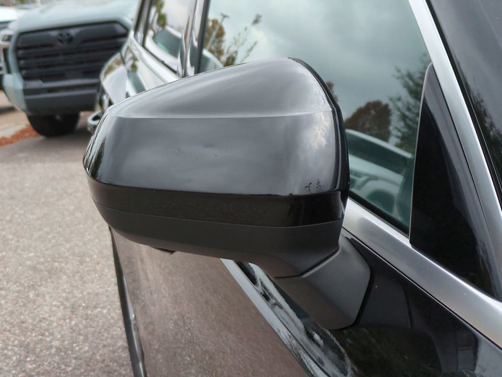 Thumbnail: 2025 Audi Q3 - 19