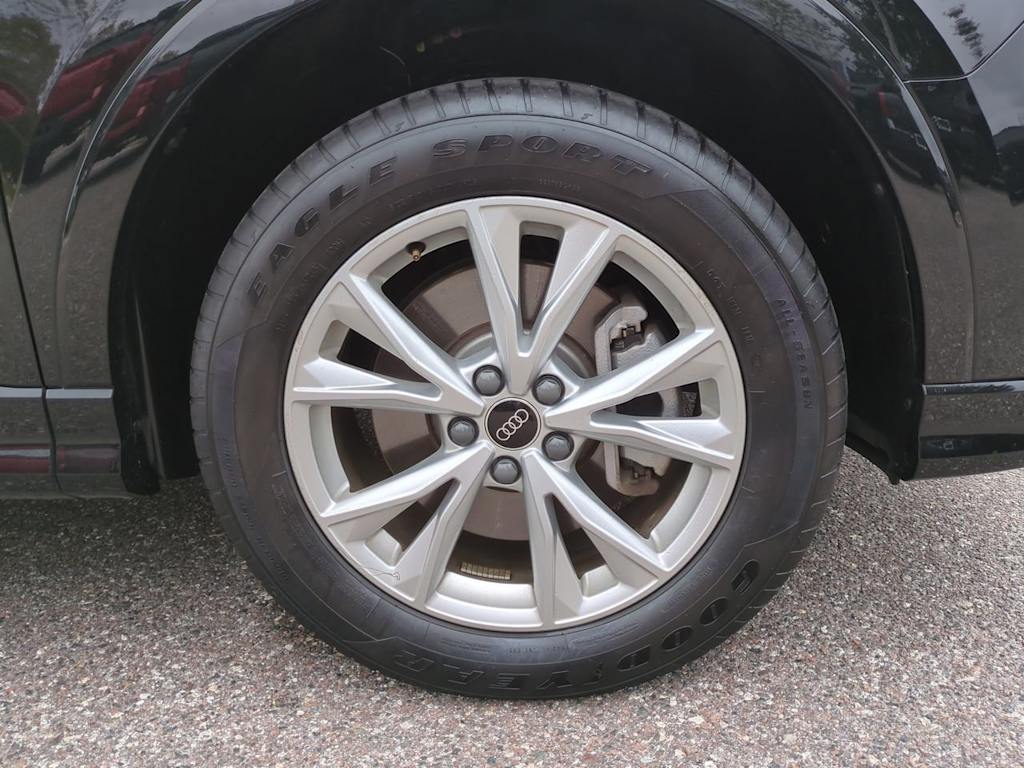 Thumbnail: 2025 Audi Q3 - 7