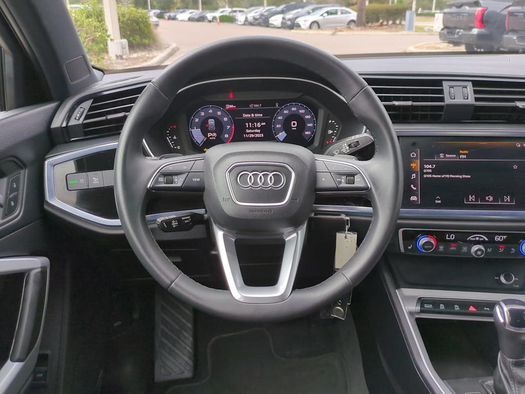 Thumbnail: 2025 Audi Q3 - 8