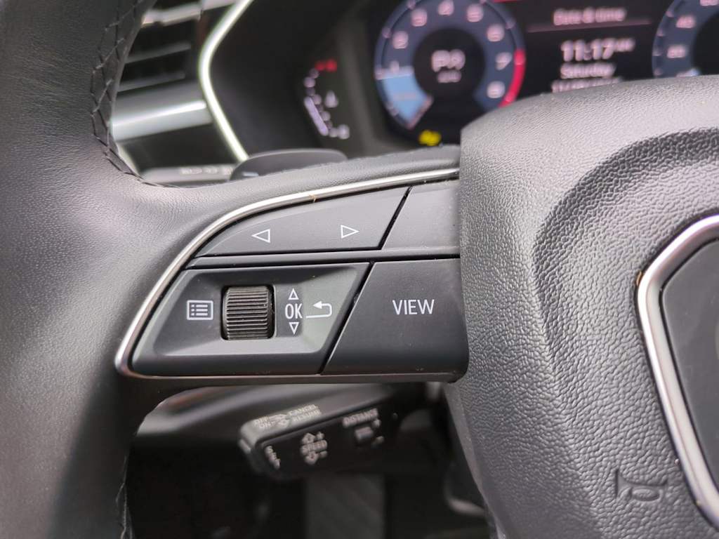 Thumbnail: 2025 Audi Q3 - 25