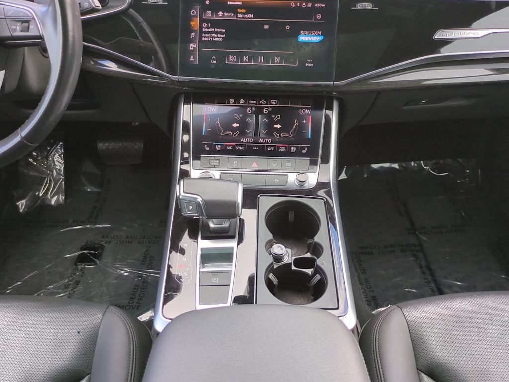 Thumbnail: 2021 Audi Q7 - 13