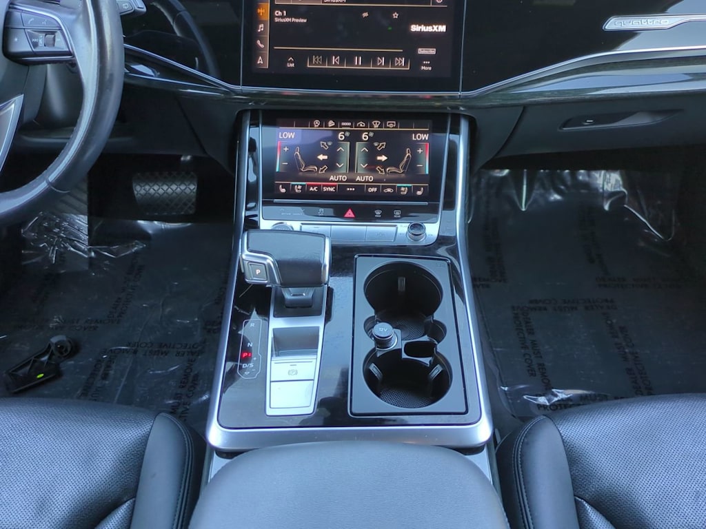 Thumbnail: 2021 Audi Q7 - 13
